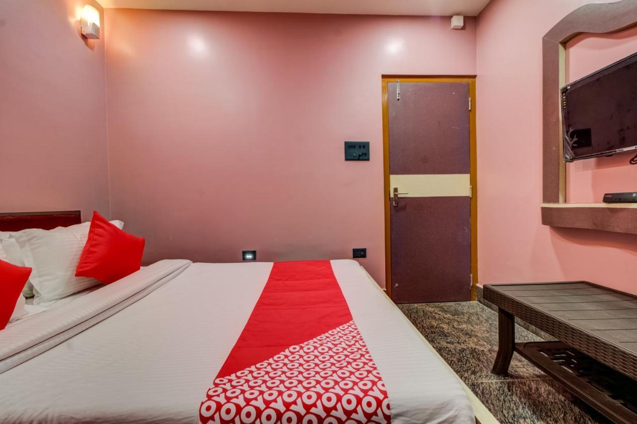 Oyo 16871 Anant Home Stay Shillong Ngoại thất bức ảnh