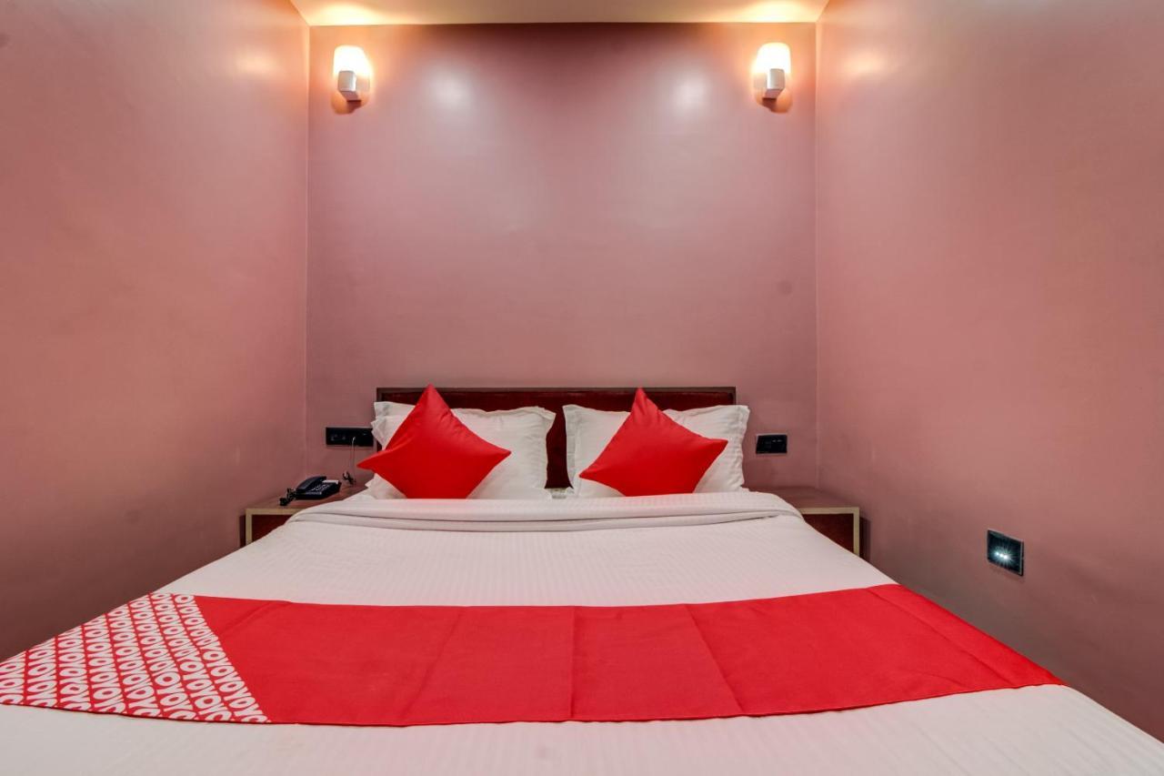 Oyo 16871 Anant Home Stay Shillong Ngoại thất bức ảnh