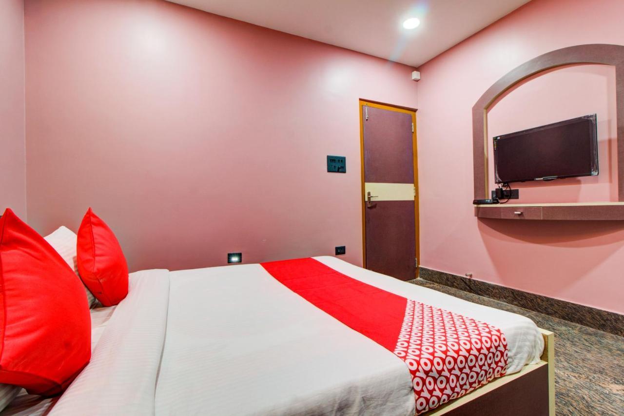 Oyo 16871 Anant Home Stay Shillong Ngoại thất bức ảnh