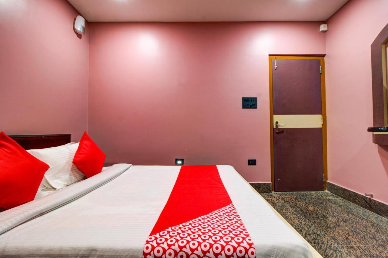 Oyo 16871 Anant Home Stay Shillong Ngoại thất bức ảnh