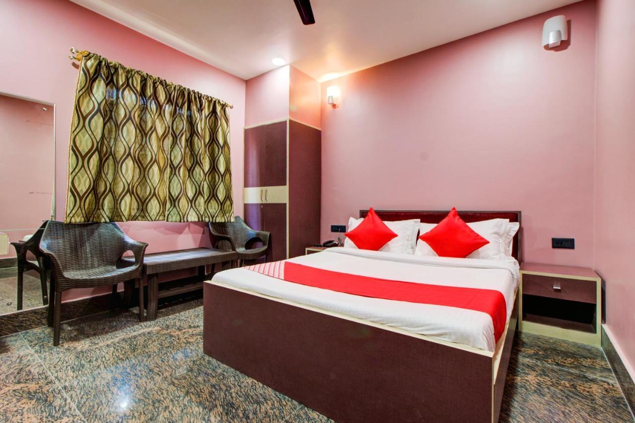 Oyo 16871 Anant Home Stay Shillong Ngoại thất bức ảnh