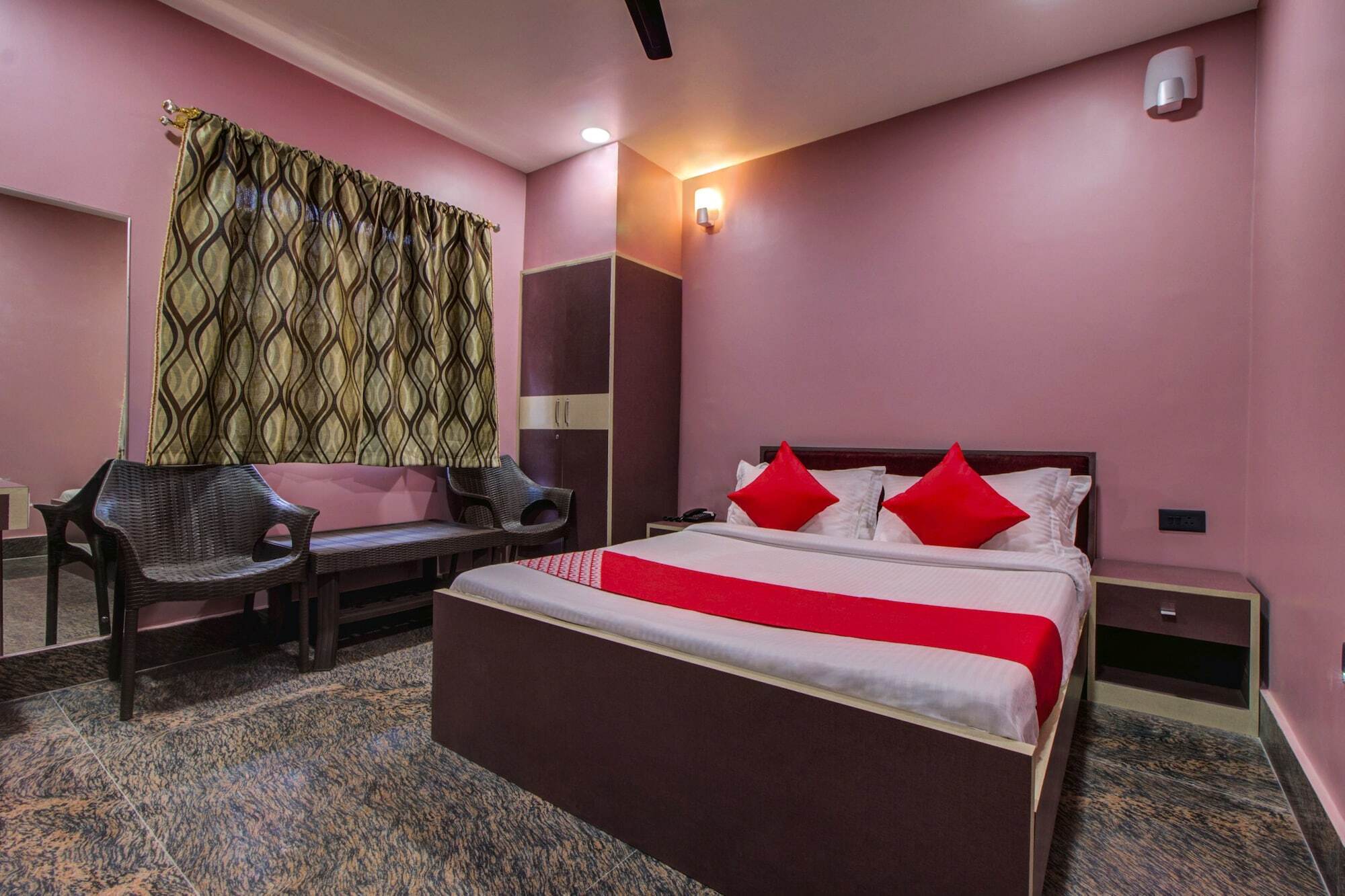 Oyo 16871 Anant Home Stay Shillong Ngoại thất bức ảnh